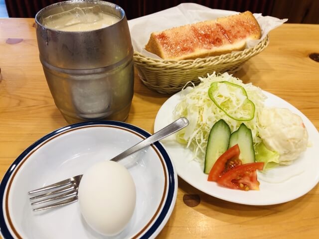 コメダ珈琲のドリンクと軽食